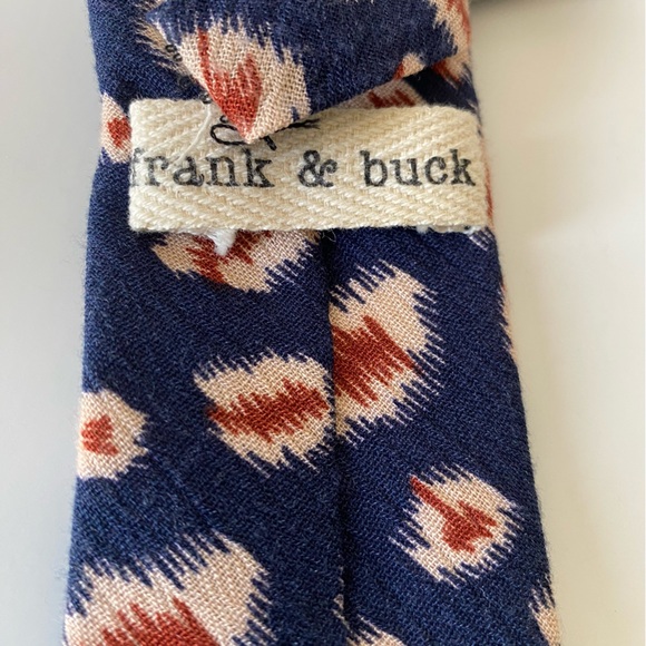 frank & buck, The All Cotton Barazoto tie in a cheetah pattern, animal print. - Picture 3 of 5